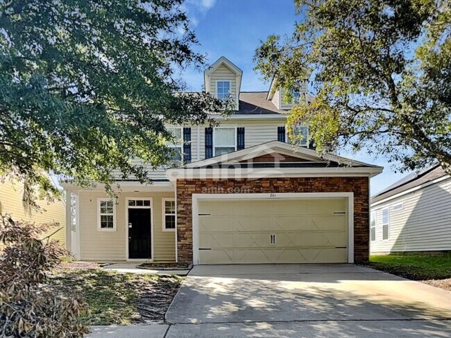 Primary Photo - 201 Heritage Pky