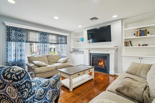 Building Photo - 491 Ragland Dr
