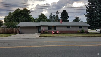 Building Photo - 15th St. House