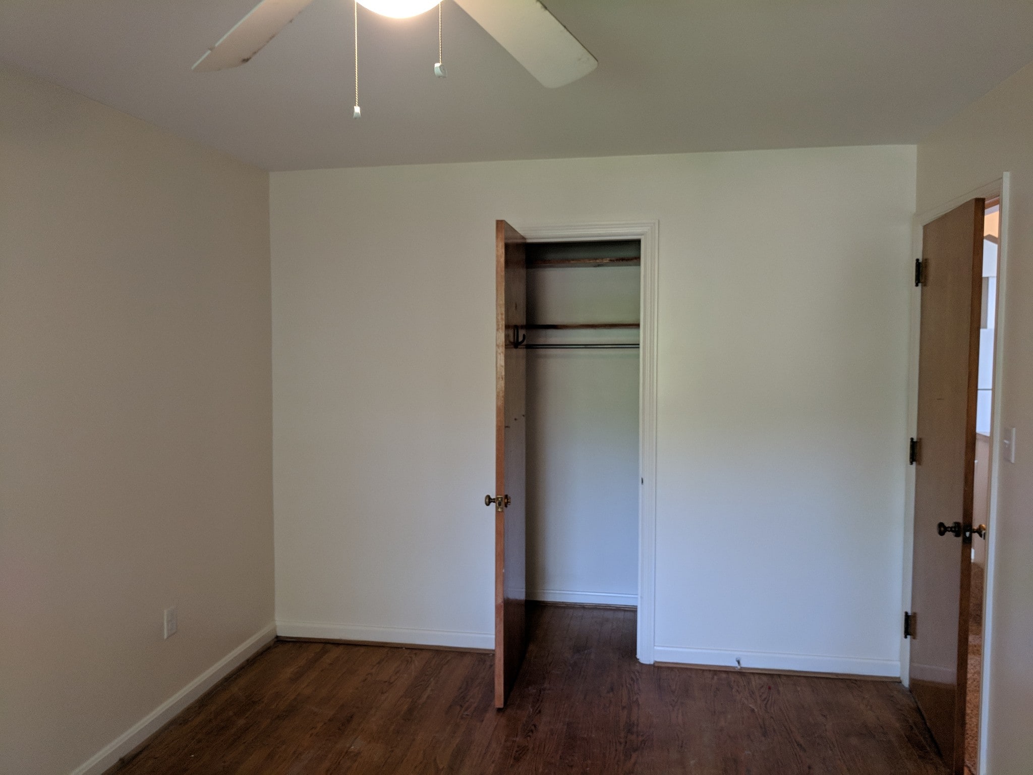 Bedroom 2 closet - 716 S Ft Thomas Ave