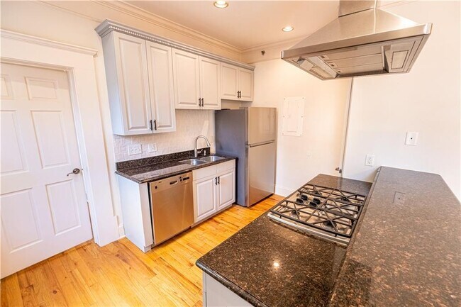 Building Photo - 259 14th St NE