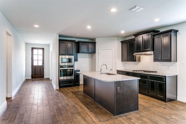 Building Photo - 3701 Trillium Dr