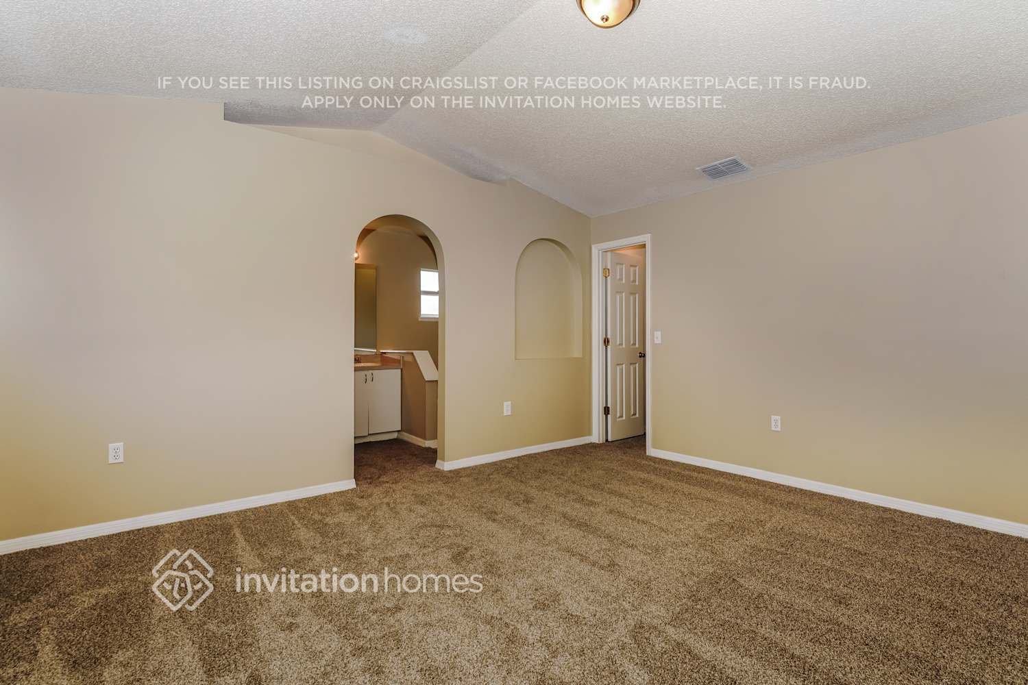 Building Photo - 1332 Banbridge Drive