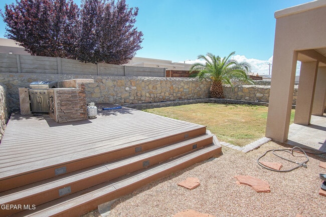 Building Photo - 14508 Smokey Point Dr