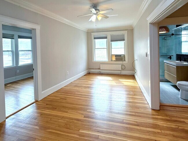 Building Photo - 20-2 Chiswick Rd