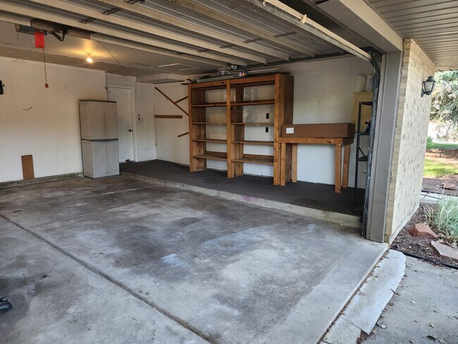 Building Photo - 7834 Greenbriar Cir