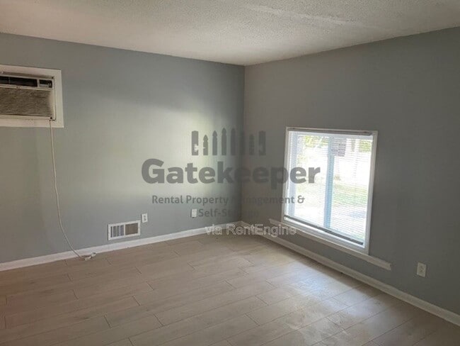 Building Photo - 8202 Attleboro Dr