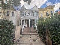 Building Photo - 126 Magnolia Ave