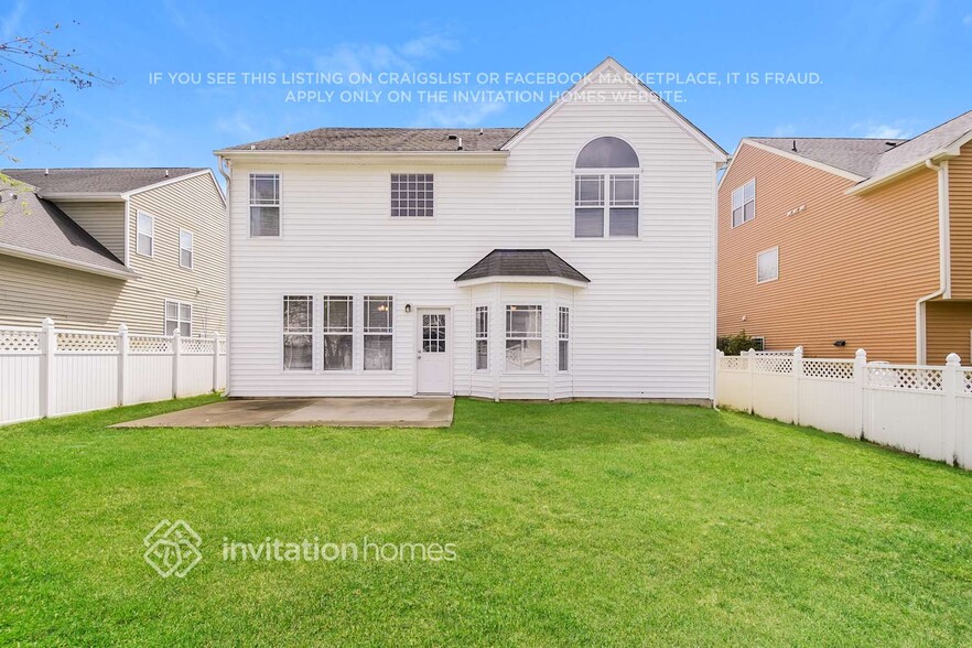 Building Photo - 3145 Landing Falls Ln
