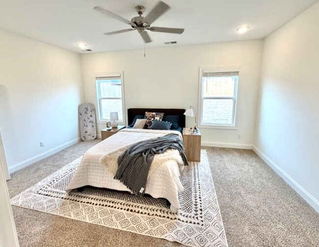 Building Photo - Now Leasing a Brand New 4-bedroom 2.5 bath + an office home in Olive Branch- Five Minutes from Me...