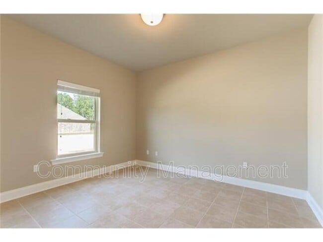 Building Photo - 1544 Dominic Dr