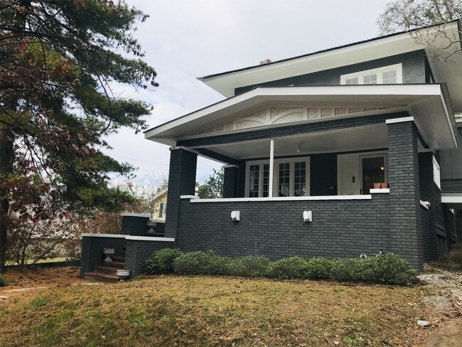 Primary Photo - 819 29th St S