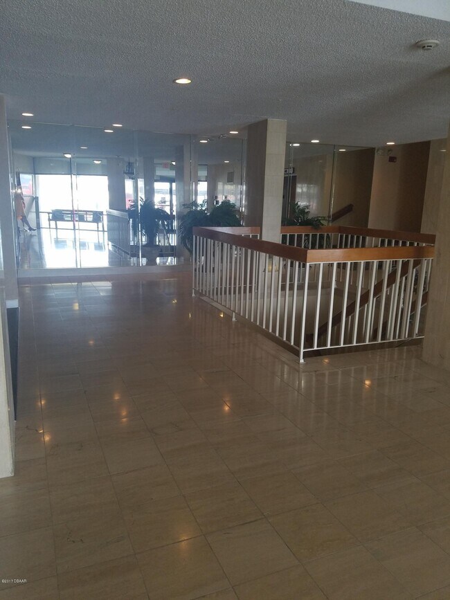 Building Photo - 1415 Ocean Shore Blvd