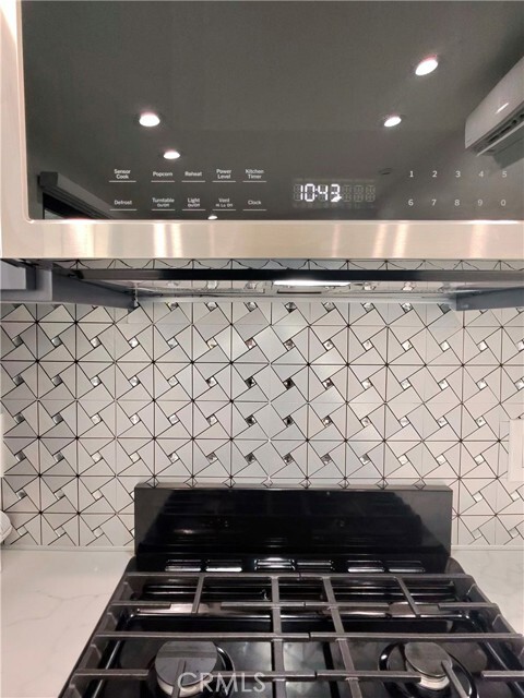 Building Photo - 5130 E Burnett St