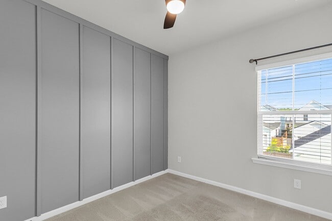 Building Photo - Beautiful 3 Bedrooms, 3.5 Bathrooms Home i...
