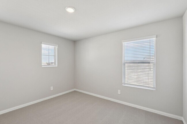 Building Photo - 6625 Vly Lk Ln