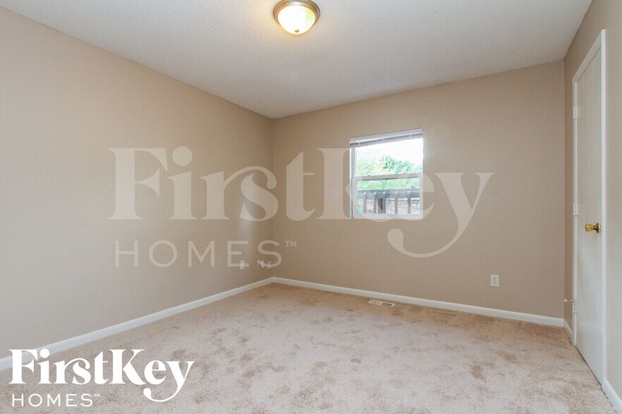 Building Photo - 3602 Ivory Way