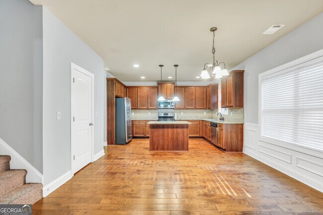 Building Photo - 133 Sea Shore Cir