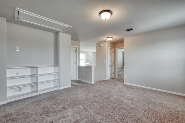 Building Photo - 10605 Harwood Overlook Cove