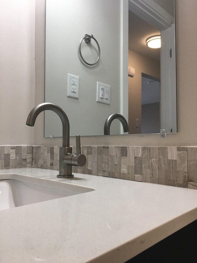 Building Photo - 8516 Washington Blvd SW