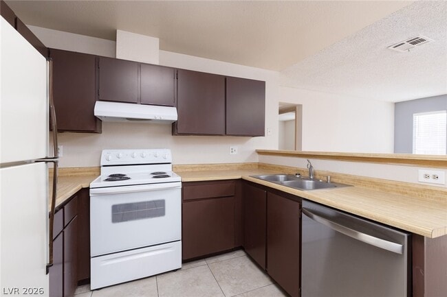 Building Photo - 2674 Bryandouglas Dr