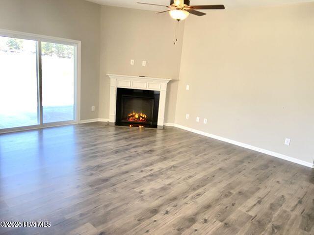 Building Photo - 716 Knoll Cir