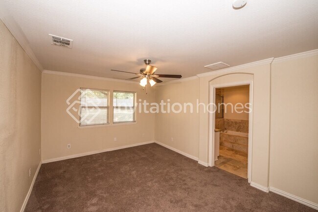 Building Photo - 209 King Trail