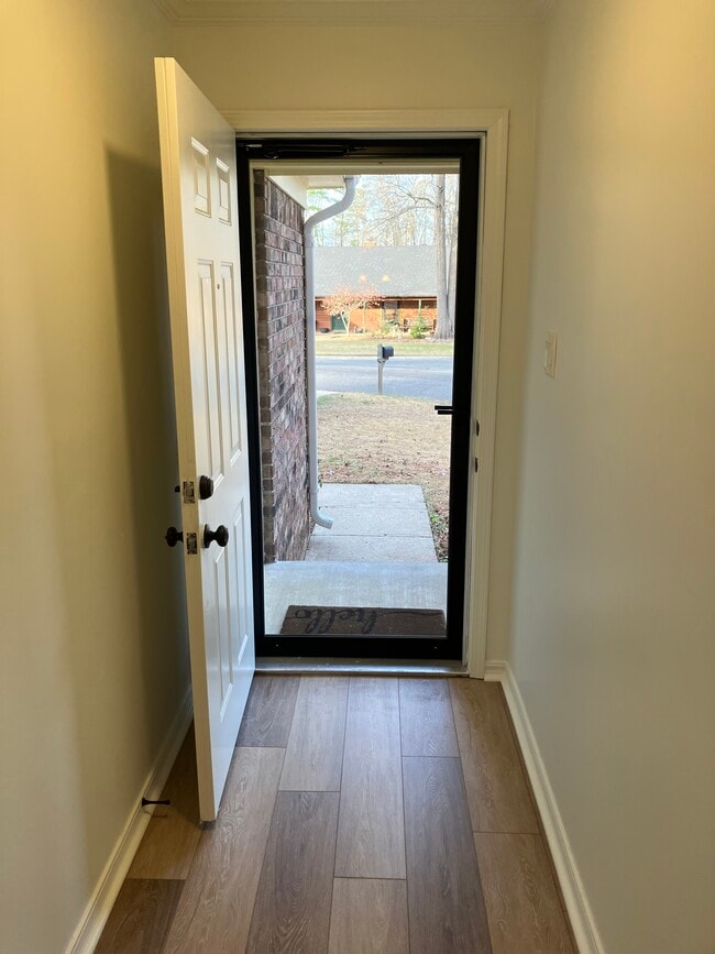 Building Photo - 9 Wabash Cove