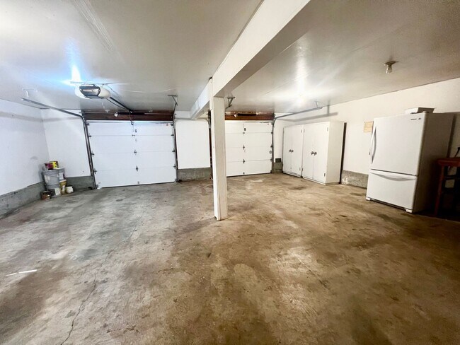 Building Photo - **** Application pending ****