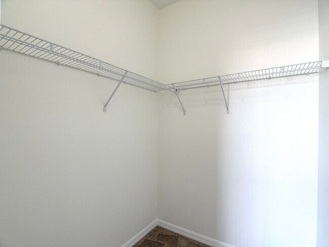 Building Photo - 538 Bexley Dr