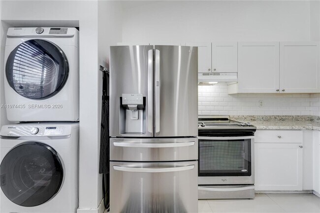 Building Photo - 13060 SW 64th Terrace