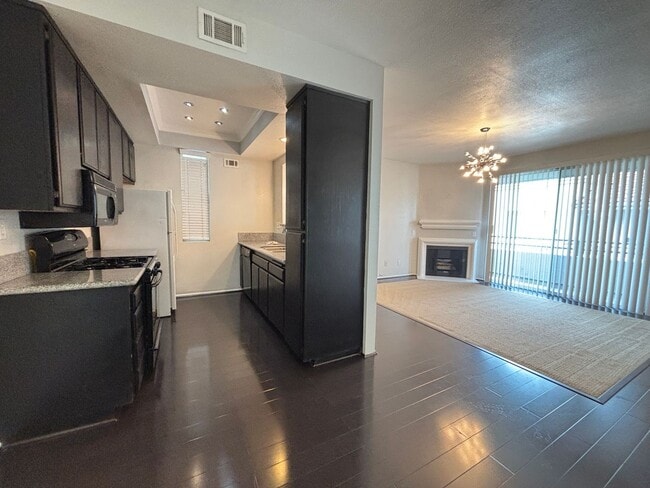 Building Photo - West Lancaster Condo In  Gated Community Near A.V College