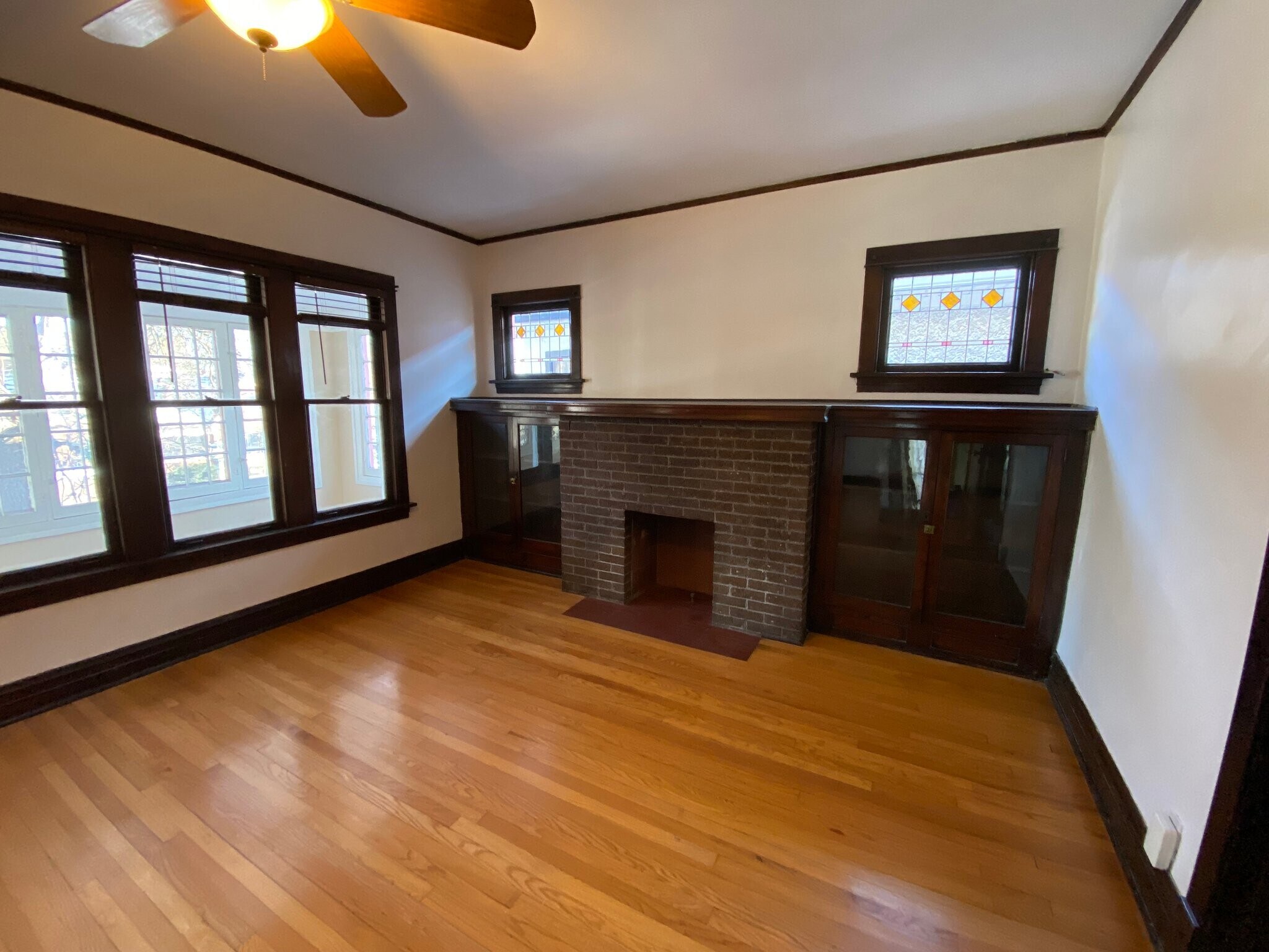 Building Photo - 607 N Humphrey Ave