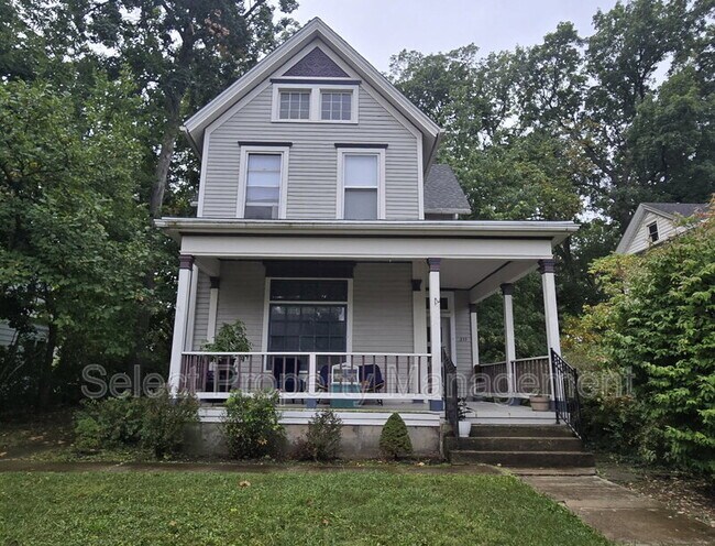 Primary Photo - 333 W Suttenfield St