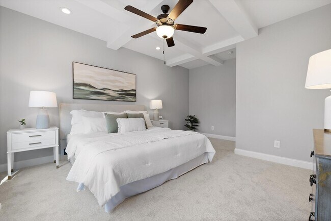 Building Photo - 718 Windrush Loop