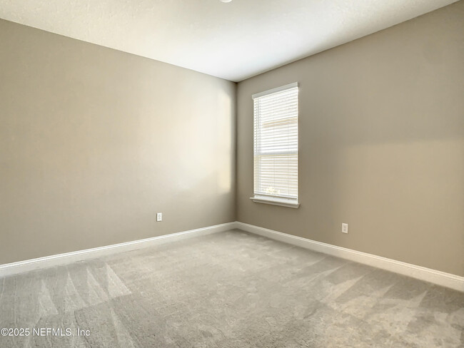 Building Photo - 380 Brybar Dr