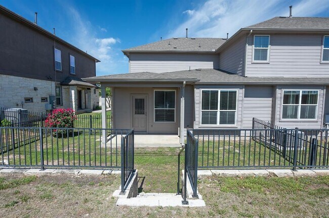 Building Photo - 415 Epiphany Ln