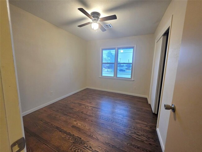 Building Photo - 3701 NW 59th St