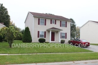 Building Photo - 3565 Turret Green Dr