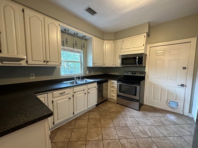 Building Photo - Heart of Riverside/Avondale