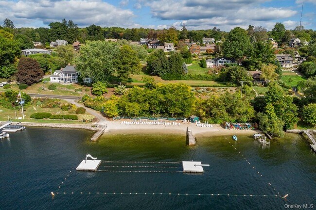 Building Photo - 22 Brookside Trail