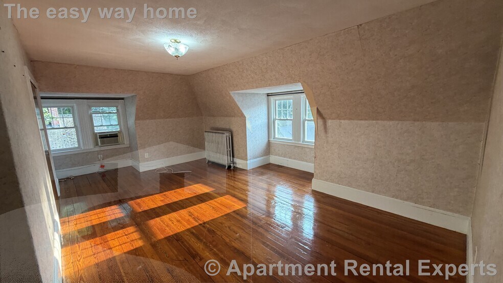 Building Photo - 125 Allston St