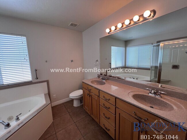 Building Photo - SPECTACULAR 5 Bed home in South Jordan!