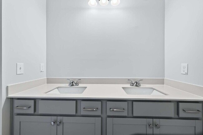 Building Photo - 107 Flowering Maple Wy