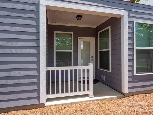 Building Photo - 1034 Lyndon Station Dr