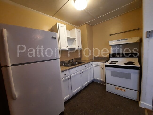 Building Photo - Forest Acres Apartment