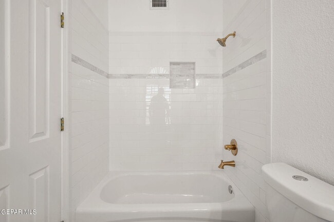 Building Photo - 11309 Loma Linda Cir