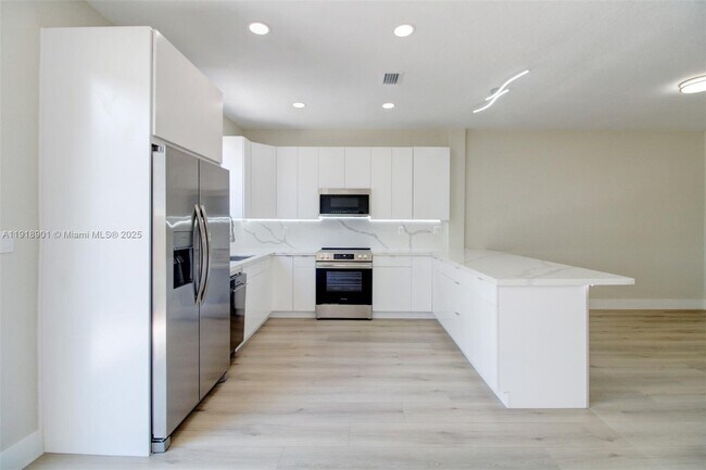 Building Photo - 8144 NW 107th Path