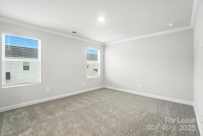 Building Photo - 1741 Braemar Vlg Dr