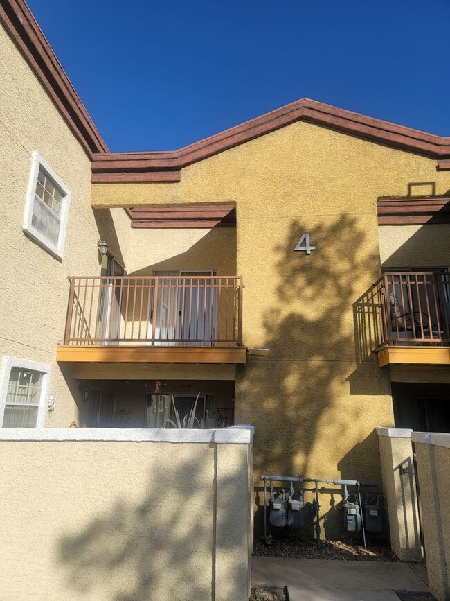 Building Photo - 2801 N Rainbow Blvd